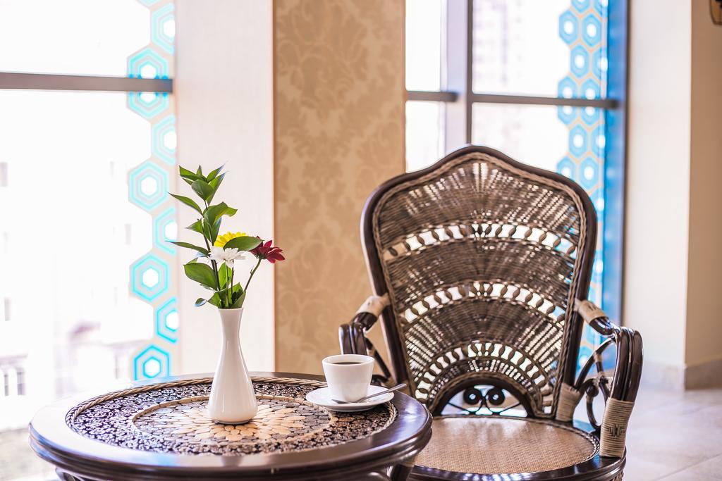 Shah Palace Hotel Bichkek Extérieur photo